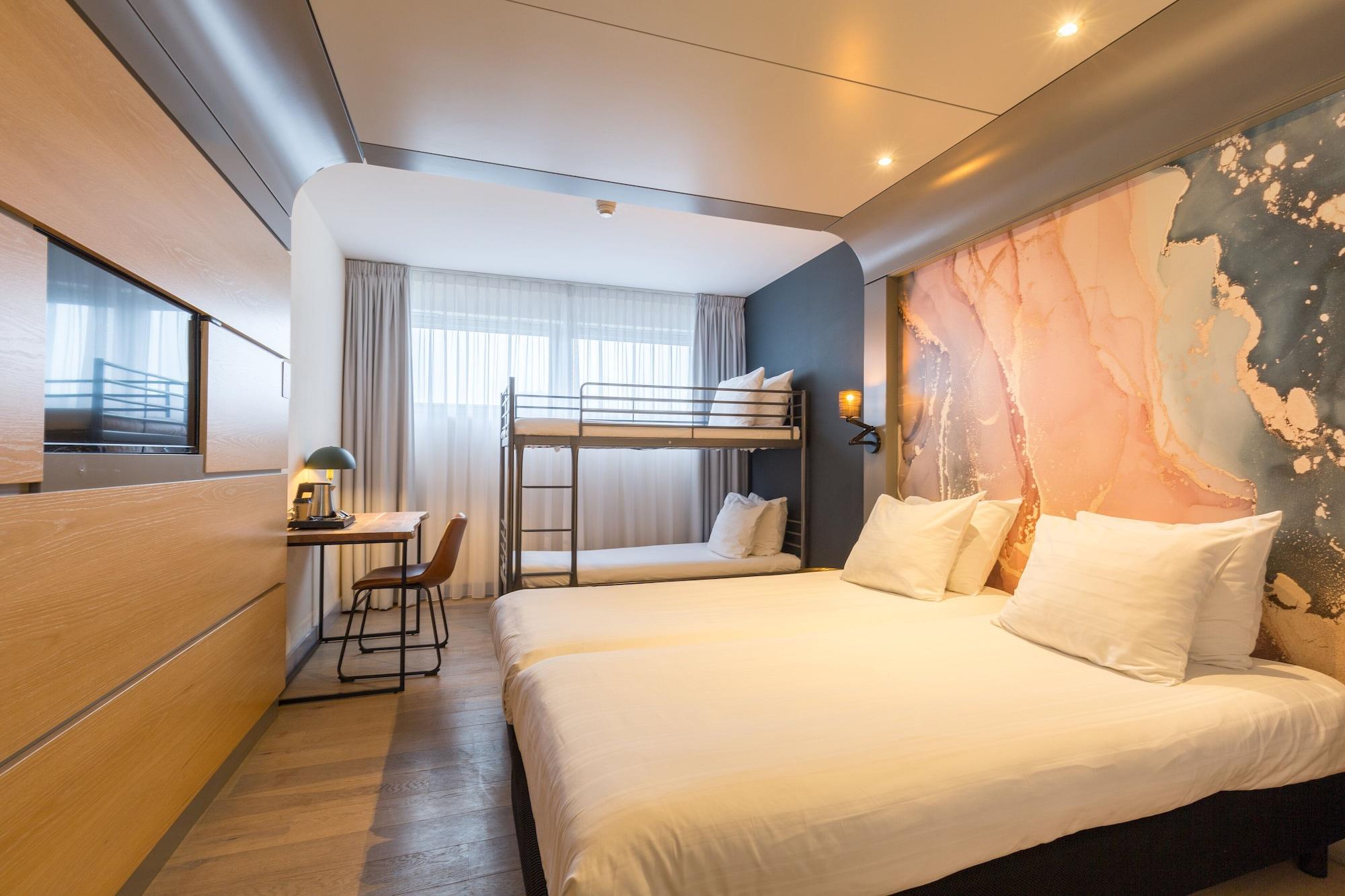 Leonardo Hotel Almere City Center Bagian luar foto