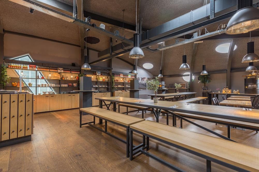 Leonardo Hotel Almere City Center Bagian luar foto