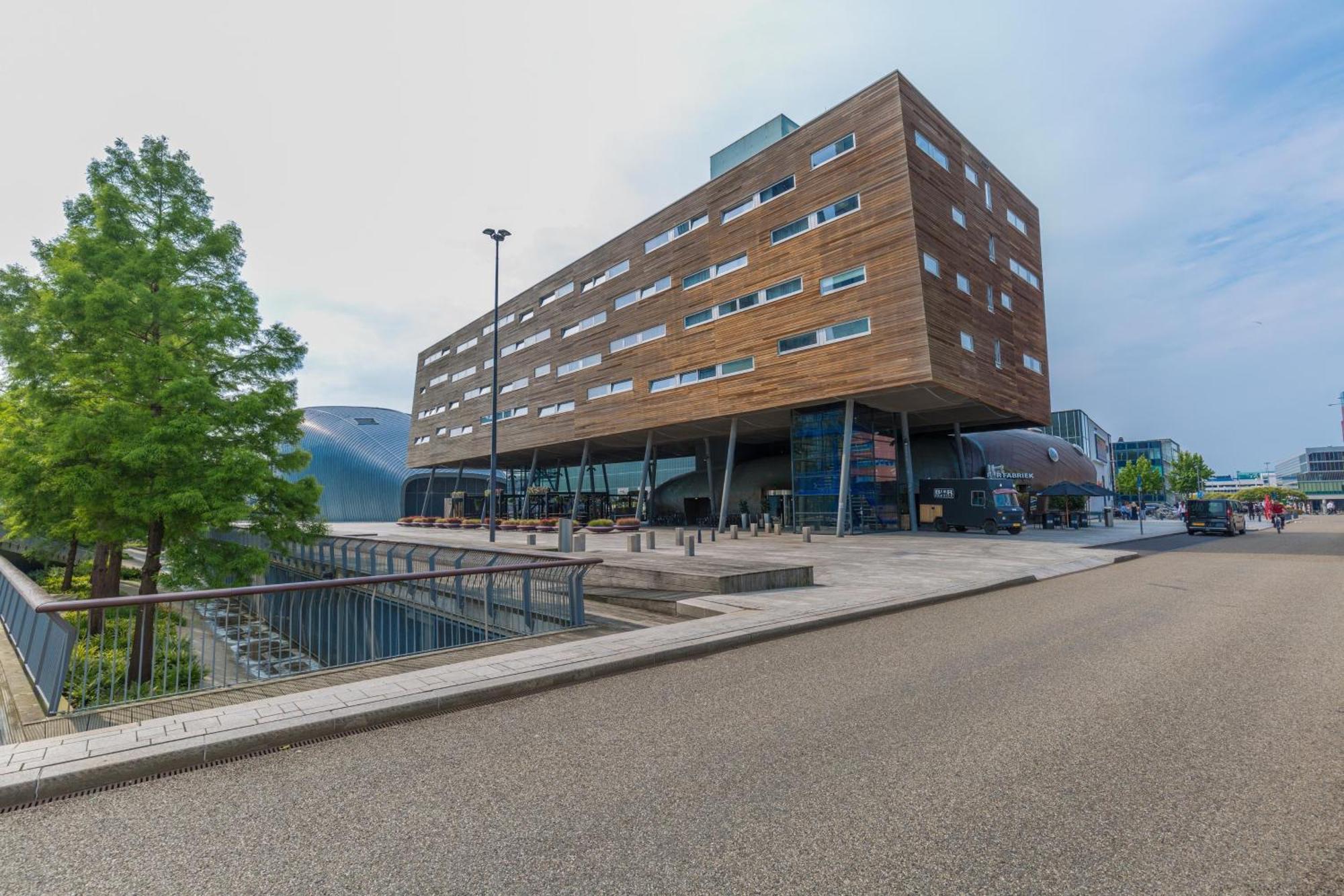 Leonardo Hotel Almere City Center Bagian luar foto